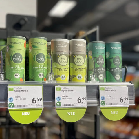 TeaBlobs bringt Tee Revolution in 136 Denns BioMärkte